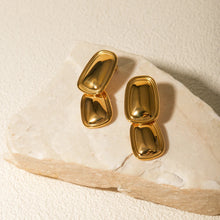 Load image into Gallery viewer, Xochiquetzal earrings
