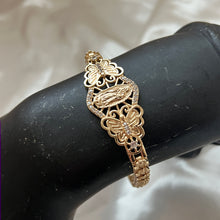 Load image into Gallery viewer, mariposa clasp bracelet
