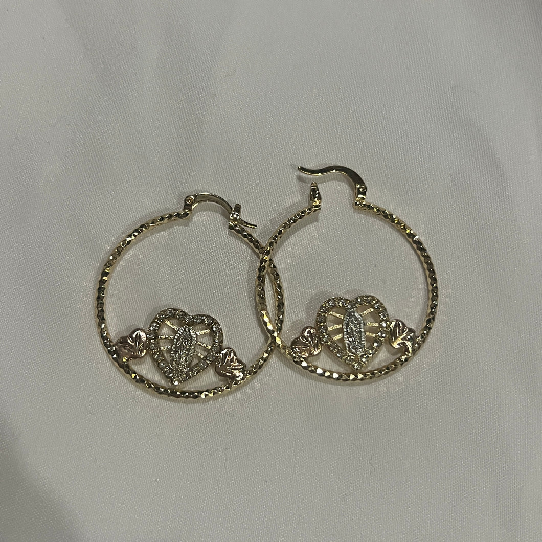 Corazón de Virgincita earrings