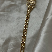 Load image into Gallery viewer, Virgincita corazón bracelet

