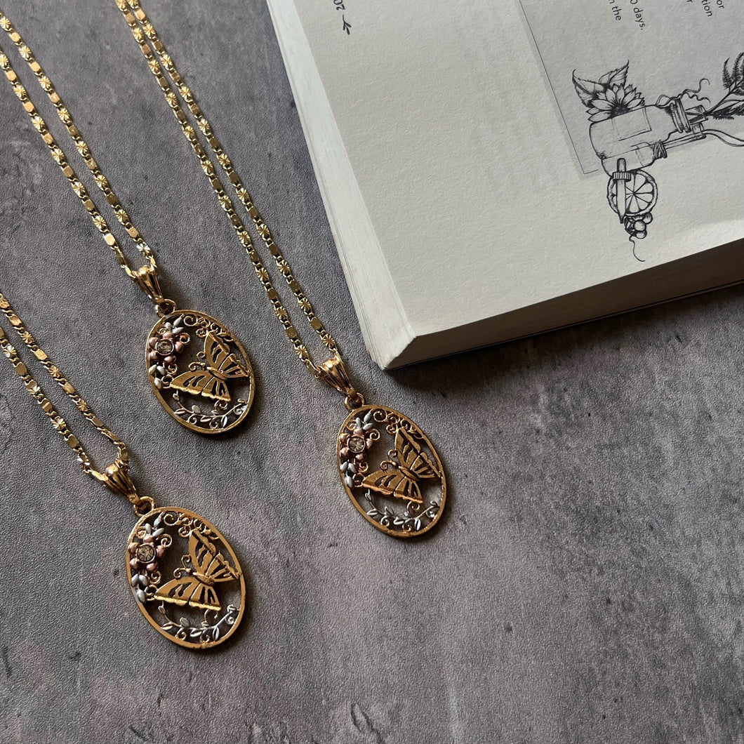 Botanical necklace